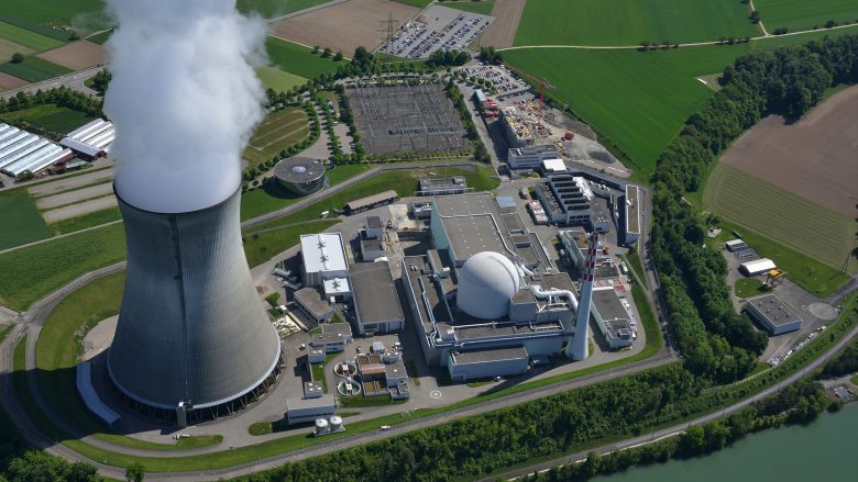 Atomkraftwerk von oben. © Fotolia/fototrm12