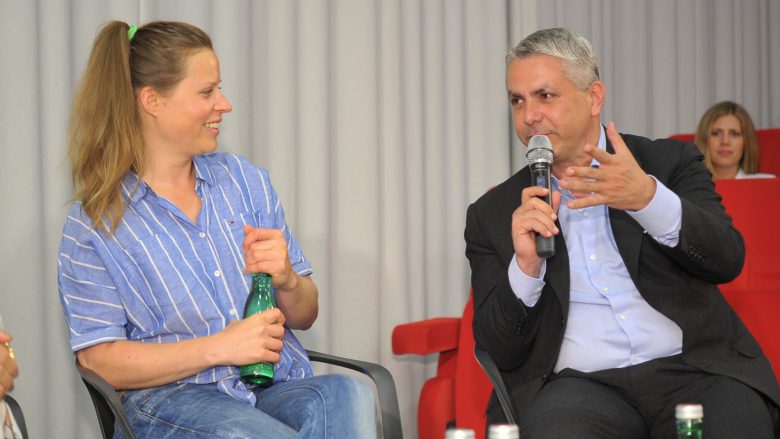 Shpock-Mitgründerin Katharina Klausberger und Erste-Bank-Vorstand Peter Bosek. © Microsoft Österreich