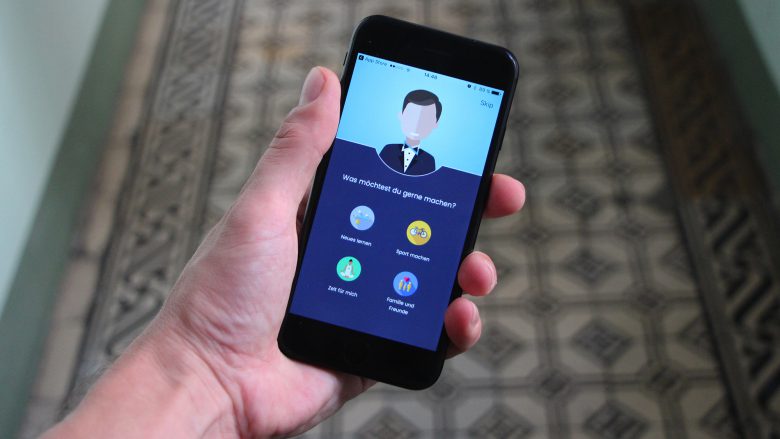 Die App soll als digitaler Assistent am Smartphone behilflich sein. © Jakob Steinschaden