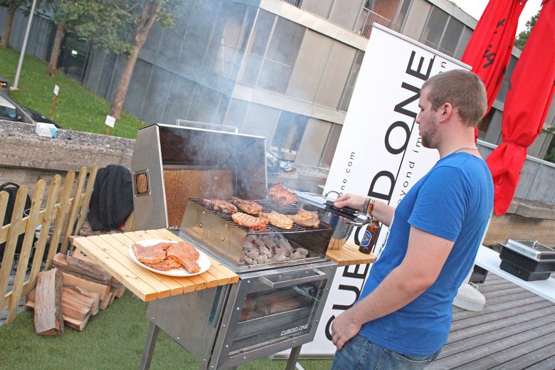 Cuboid versorgte die Gäste mit Koteletts und Schweinsbraten. © Ideentriebwerk Graz