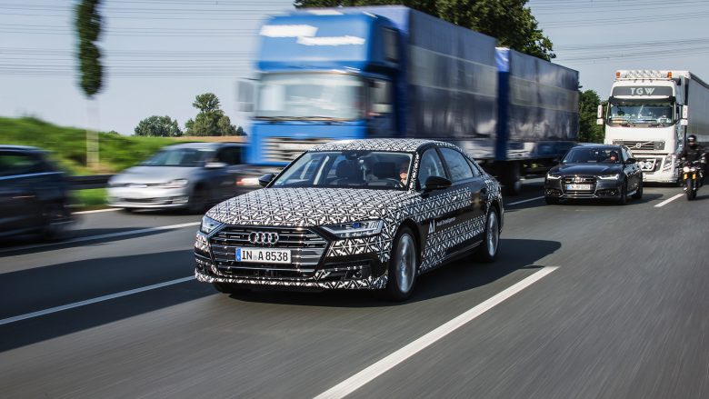 Der Audi A8 in dichtem Verkehr. © Audi AG