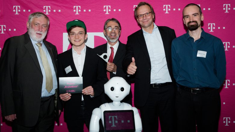 Das Projekt "BrailleMobile" bei der Preisvergabe. © T-Mobile Austria