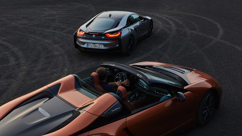 BMW i8 Roadster und BMW i8 Coupé. © BMW Group