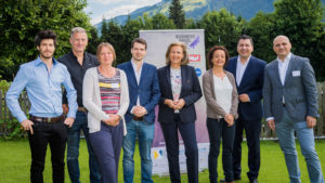 Robert Mascher (Founder NRG-X/Volterio), Andreas König (Start-up-Investor), Gerda Fuhrmann (Founder UriSalt), Christian Flechl (Founder NRG-X/Volterio), LRin Patrizia Zoller-Frischauf (Tiroler Landesregierung), Pinar Kilickiran (Founder UriSalt), Marcus Hofer (Standortagentur Tirol) und Bernhard Sagmeister (aws). © Standortagentur Tirol