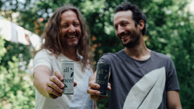 Alexander Jiresch und Thomas Miksits von all i need. © all i need beverage GmbH