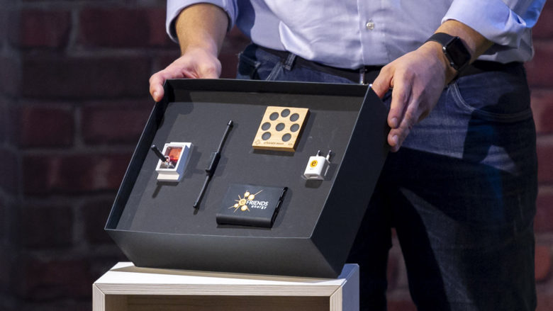 Die Hardware-Box von eFriends bei "2 Minuten 2 Millionen" © Gerry Frank