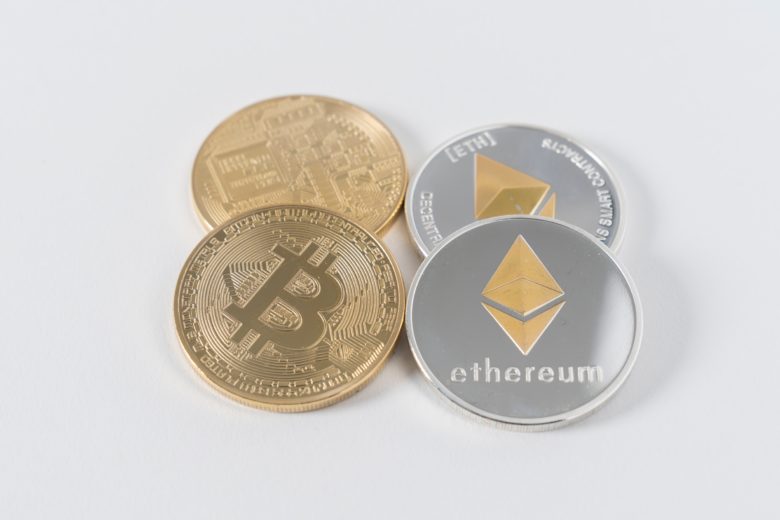 Sammlermünzen von Bitcoin und Ethereum. © Unsplash