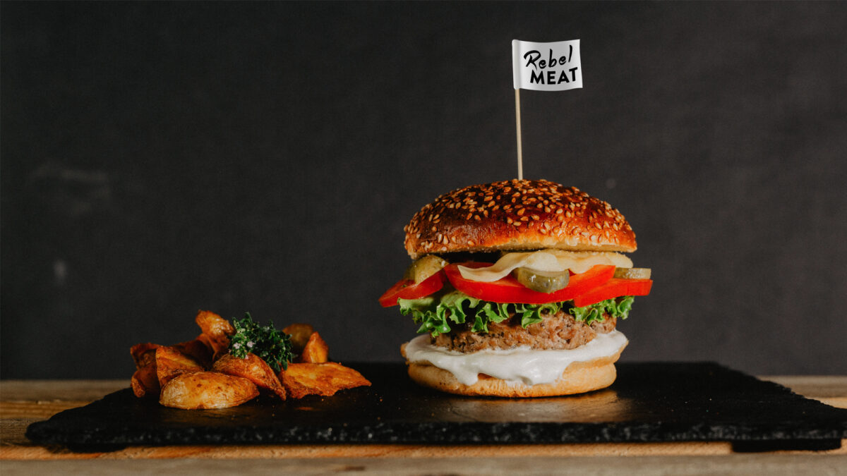 Rebeol Rebel Meat: Wiener Startup will Fleischkonsum mit neuem Burger reduzieren
