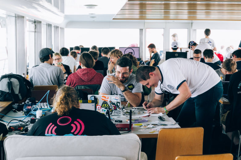 Umma Hüsla Hackathon 2018 mit 250 Teilnehmern und Teilnehmerinnen auf der MS Vorarlberg auf dem Bodensee. © Weissengruber Partner
