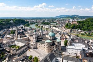 Die Stadt Salzburg. © Photo by Dimitry Anikin on Unsplash