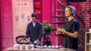 Baihu Foods pitchen bei 2 Minuten 2 Millionen. © Puls 4 / Gerry Franke