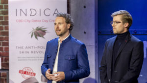 Indica Skincare beim Pitch. © Puls 4 / Gerry Franke