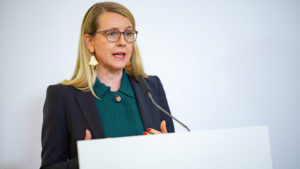 Wirtschaftsministerin Margarete Schramböck. © BKA