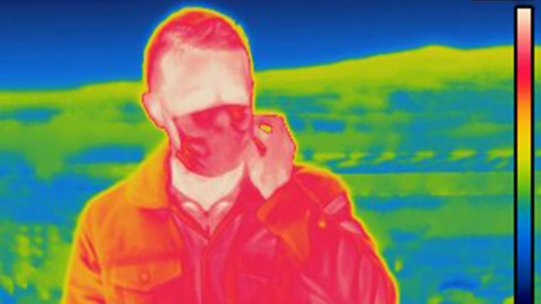 Intelligente Software kann auf Wärmebildern Gesichtsmasken erkennen © Kapsch
