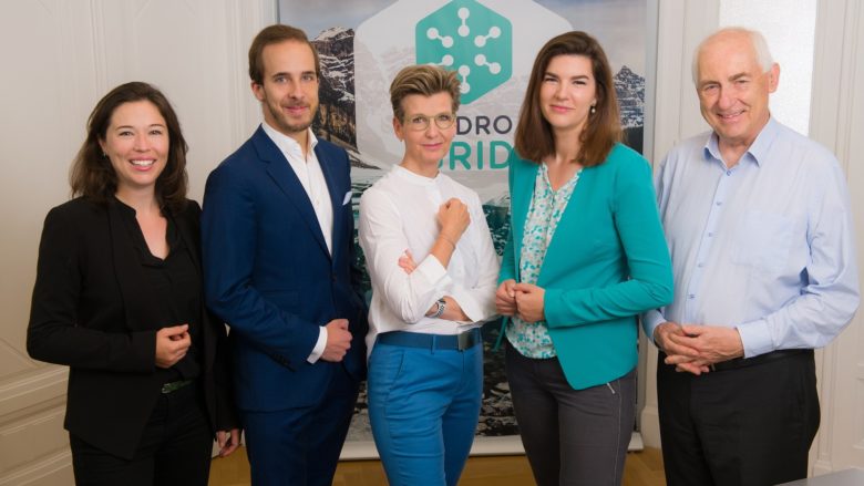 Das Managementteam von Hydrogrid mit zwei Investoren (v.l.n.r. Annette Mossel, Andreas M. Lichtl, Sabine Fleischmann, Janice Goodenough, Gerhard Arminger). © Hydrogrid