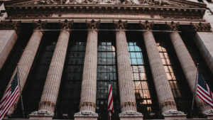 Die New York Stock Exchange an der Wall Street. © Aditya Vyas on Unsplash