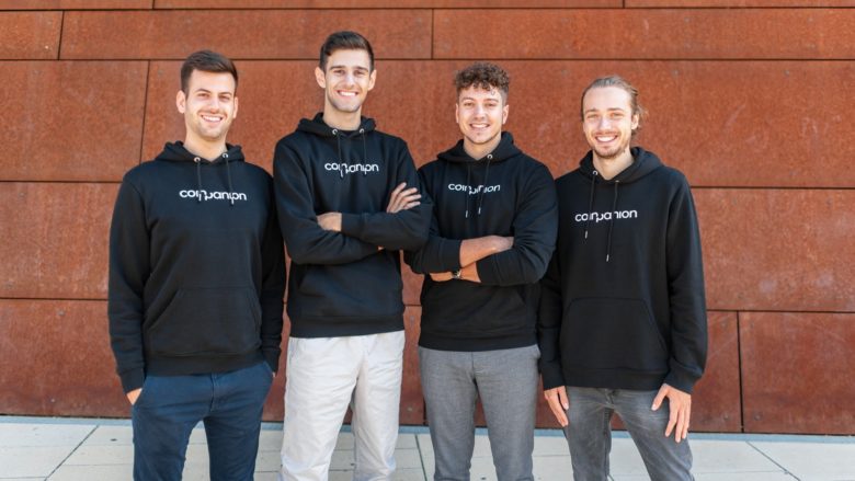 Das Coinpanion-Gründer-Team: Alexander Valtingojer (CEO), Matthias Zandanel (CTO), Saad J. Wohlgenannt (CMO), Aaron Penn (Lead Developer) © Olga Kretsch