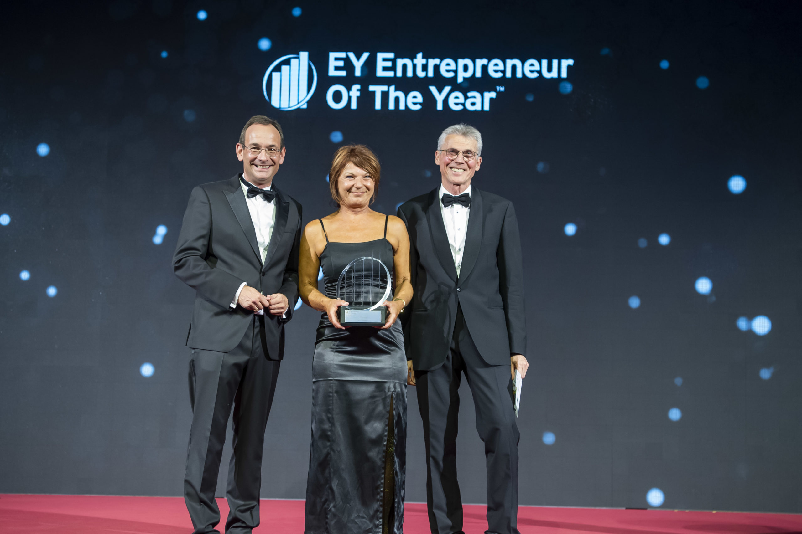 Equalizent gewinnt als "Social Entrepreneur". © EY