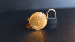 Bitcoin © Old Money on Unsplash