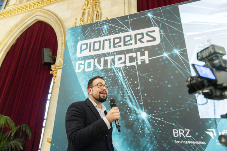 “We are the guardians of truth on the Blockchain!,” Anton Gerunov, COO of Logsentinel, summarized at the end of his pitch. ©Sebastian Kreuzberger