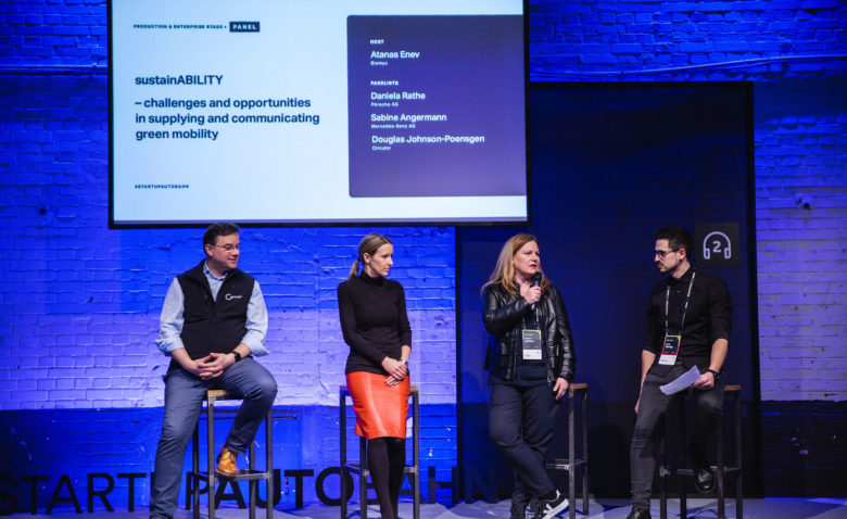 During Startup Autobahn Expo Day, Biomyc co-founder Atanas Enev moderated a panel on Green Mobility alongside Sabine Angermann, Director at Mercedes-Benz, Daniela Rathe, Director at Porsche AG and Douglas Johnson-Poensgen, CEO at Circulor. © Startup Autobahn by Plug and Play
