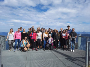 Das GeoGebra-Team beim Ausflug in den österreichischen Bergen. © GeoGebra