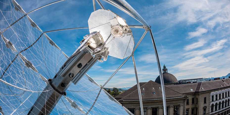 Die Mini-​Solarraffinerie auf dem Dach der ETH Zürich ©Alessandro Della Bella / ETH Zürich