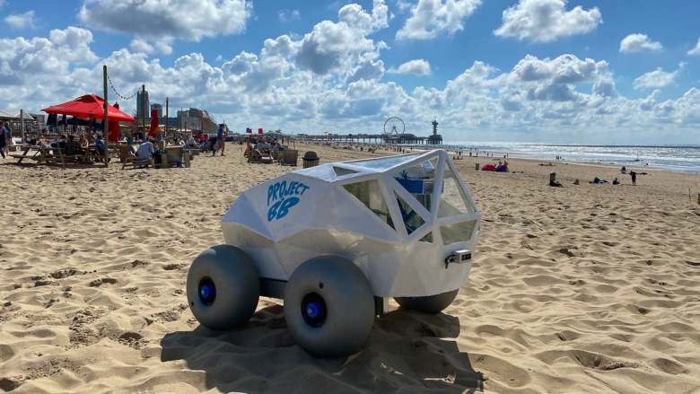 Der "BeachBot" in Aktion © TechTics