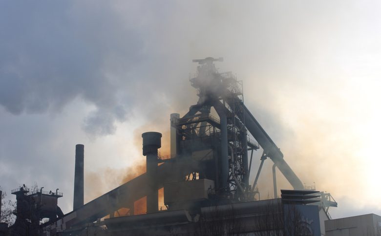 Die Branchen Zement, Eisen und Stahl, Aluminium, Düngemittel und Elektrizität sind betroffen. © Pixabay.com
