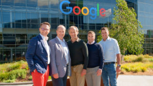 (v.l.n.r.) Paul Haberfellner (Managing Director bei Nagarro), Siegfried Weiß (CTO SORAVIA), Erwin Soravia (CEO SORAVIA), Peter Steurer (CFO SORAVIA) und Mario Berger (Enterprise Sales Manager bei Google Cloud) © Weinberg-Clark Photography