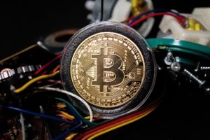 Bitcoin und Ethereum Mining wird durch Preisverfall teilweise unprofitabel
