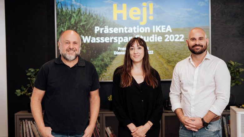 (v.l.n.r.) Florian Thalheimer (Country Sustainability Manager IKEA), Lena Wittmann (Studienleiterin, Marketagent) und Uwe Blümel (PR Leader IKEA) © Ikea