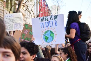 Proteste für mehr Klimaschutz in San Francisco. © Li-An Lim on Unsplash