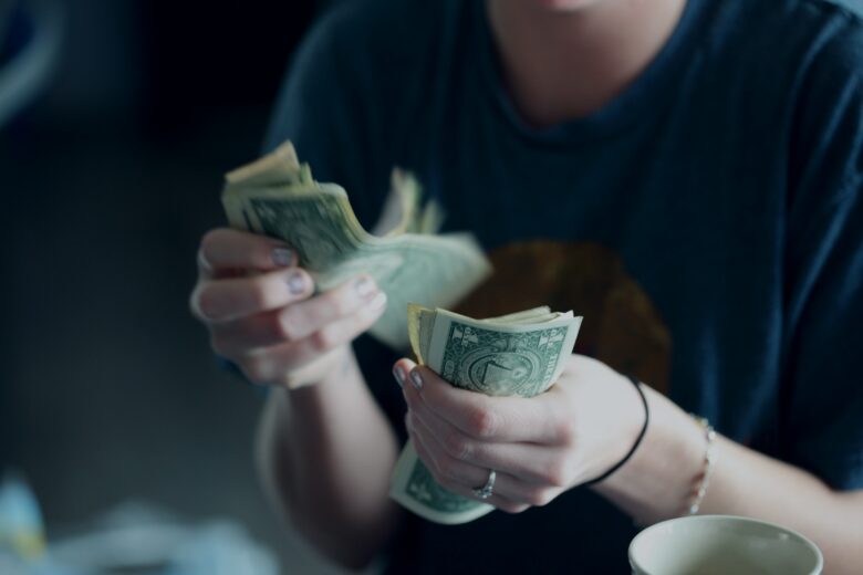 Geld. © Alexander Grey auf Unsplash