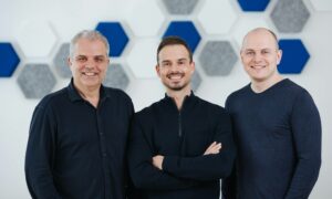 Lukas Seper, Tamás Petrovics und Zoltán Tarabo, die Gründer von XUND. © XUND