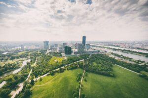 Wien vom Donauturm aus. © Christian Lendl auf Unsplash