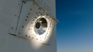 Das Schweizer Startup Synhelion will noch 2024 mit der industriellen Produktion von Solartreibstoffen beginnen. © Synhelion