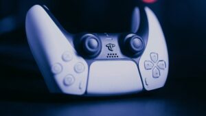 PS5-Controller: Streik in Gaming-Branche © chris panas on Unsplash