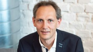 Prof. Tobias Pröll forscht unter anderem zum Thema Negative Emission Technologies an der BOKU Wien und ist Experte im Bereich Carbon Capture. © Silke Bernhardt