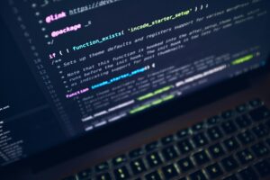 Code. © Luca Bravo auf Unsplash