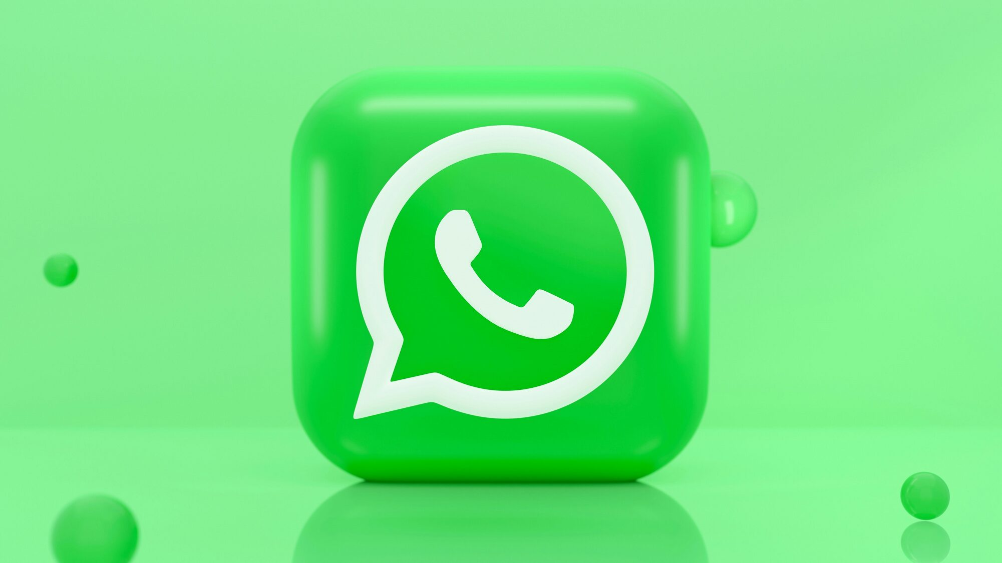 WhatsApp-bekommt-Werbung-mit-Instagram-und-Facebook-Daten