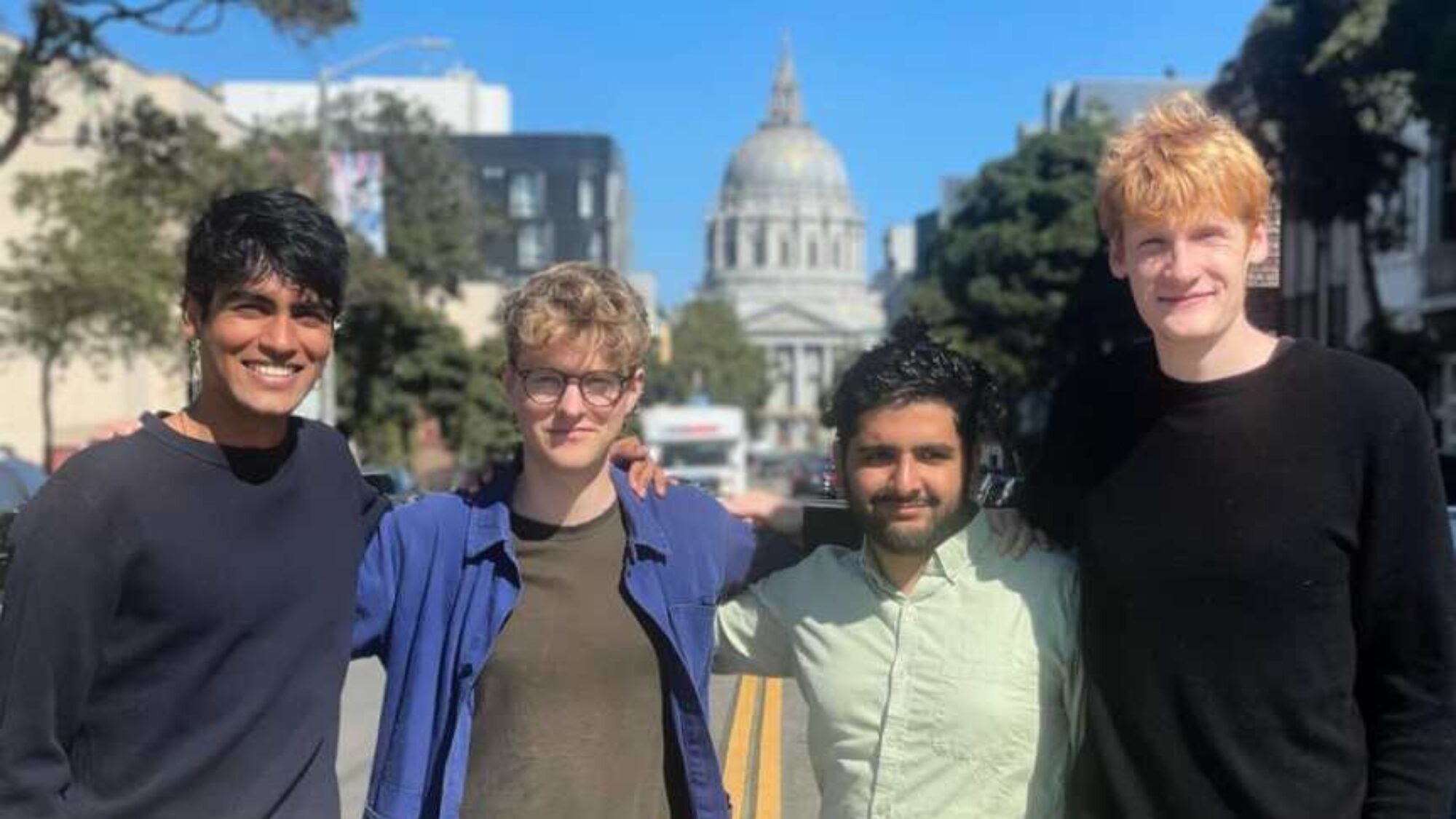 Cursor-launches-in-house-coding-model-to-become-independent-from-OpenAI-Anthropic