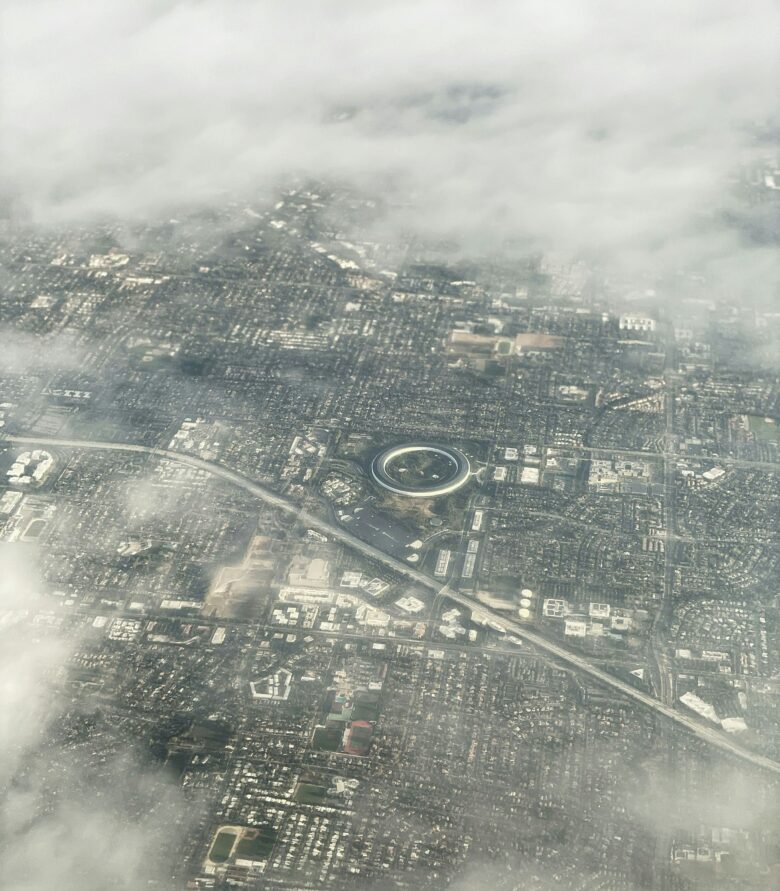 Apple Campus von oben. © Amit Lahav auf Unsplash