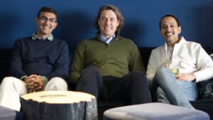 v.l.n.r.: Krishna Ramkumar (COO TERN Group), Dr. Matthias Mauch (Geschäftsführer TERN Deutschland), Avinav Nigam (CEO TERN Group). © TERN Group
