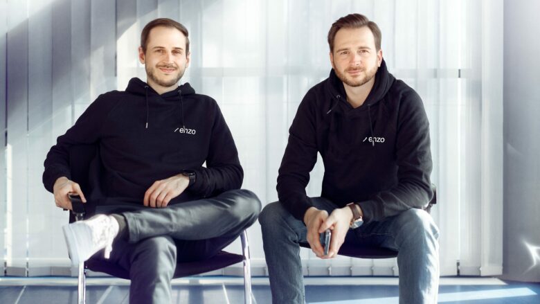 Die Enzo-Gründer Marvin Follmann und Sascha Wolf © Enzo