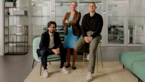 v.l.n.r.: Andreas Weis, Jennifer Rupp und Steffen Weinmann von Qkera © Qkera