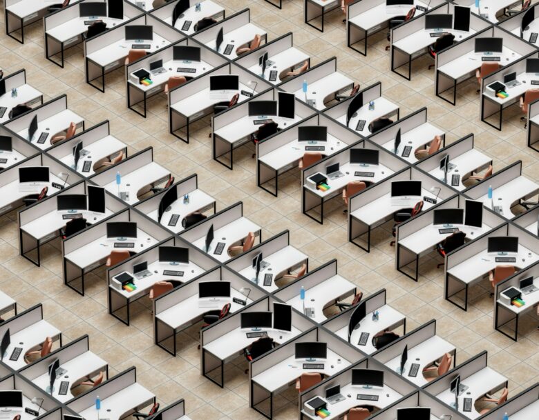 Leeres Büro. © Igor Omilaev auf Unsplash