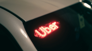 Symbolbild für Uber © Erik Mclean on Unsplash