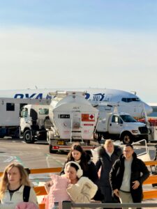 Refueling airplane. © Ray Freimanis auf Unsplash