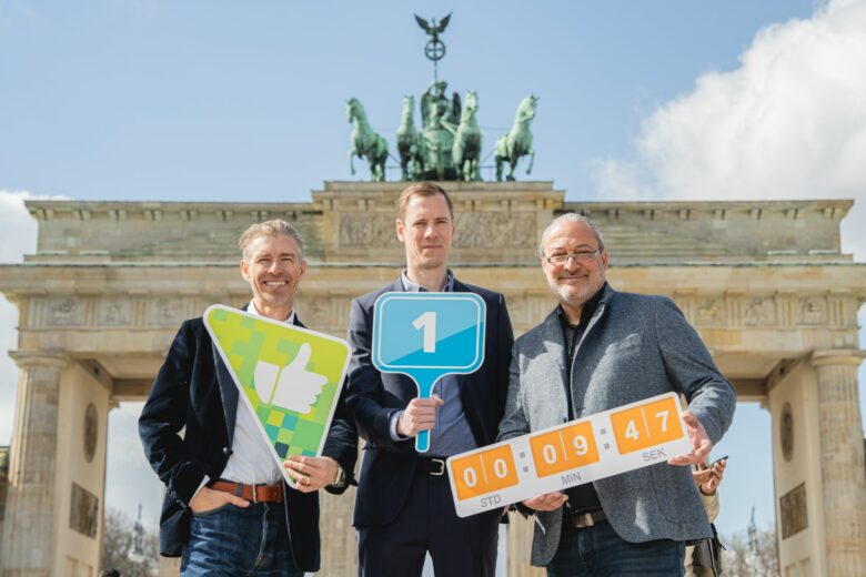 Andreas Spiegel (DRS Investment SE), Philip Maurer und Raik Petzold (beide AssetOrb). © Aurena Group